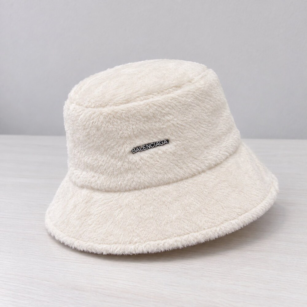 Balenciaga White Faux Fur Bucket Hat - Picture 4 of 6